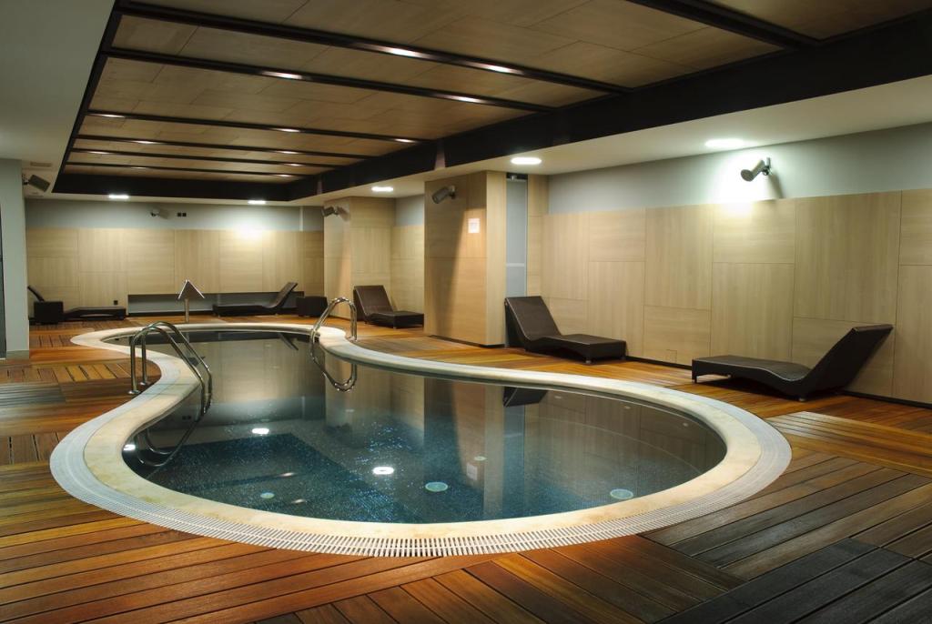 Art Hotel - indoor pool