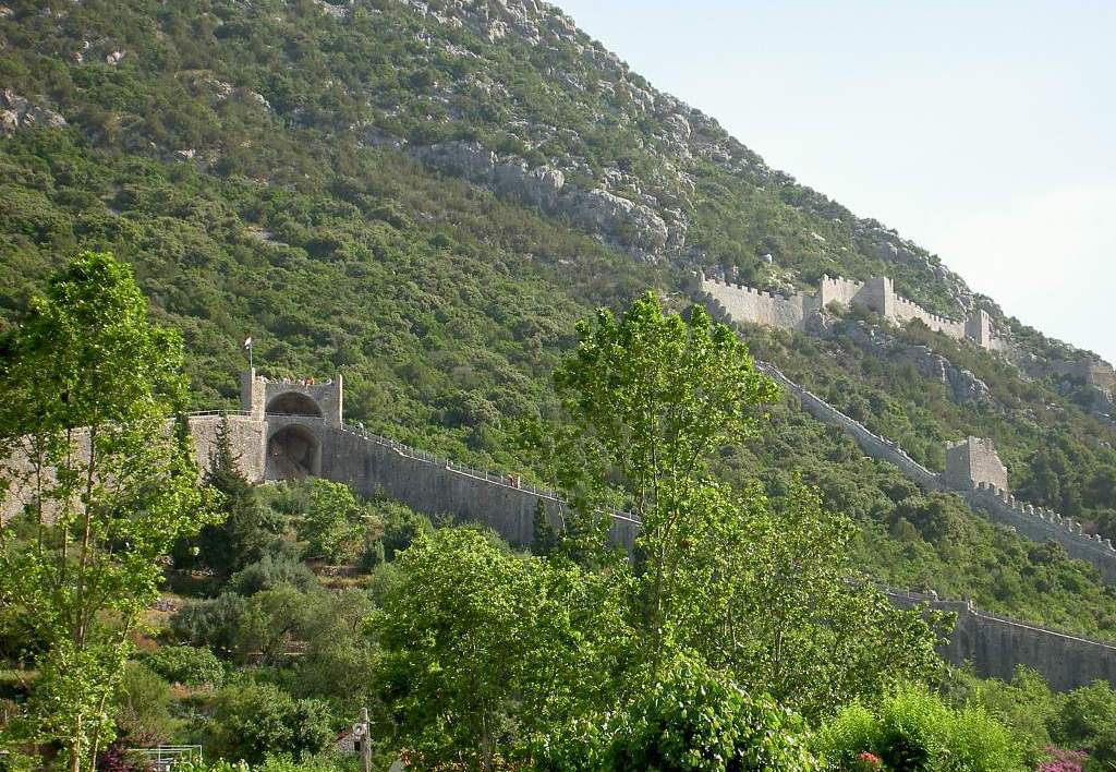Ston's incredible walls, stretching across the hillside