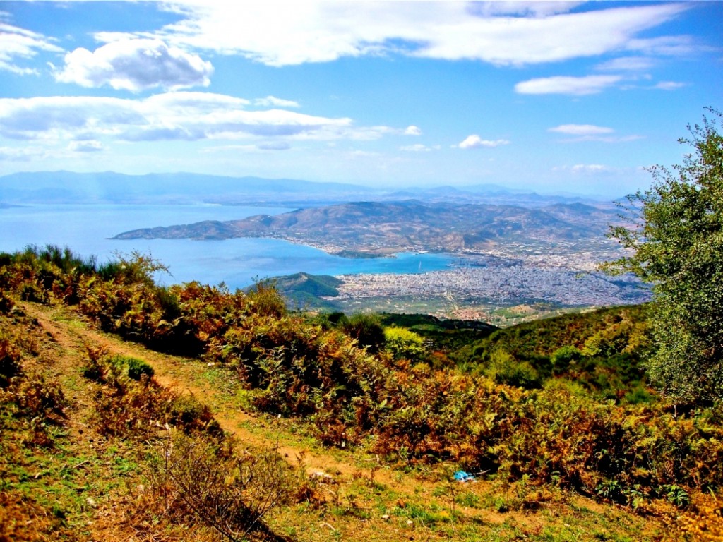 View from Portaria down to Volos