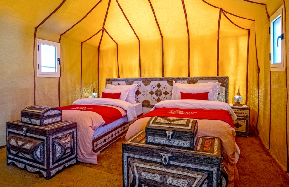 Luxury accommodation in desert camp at Erg Lihoudi