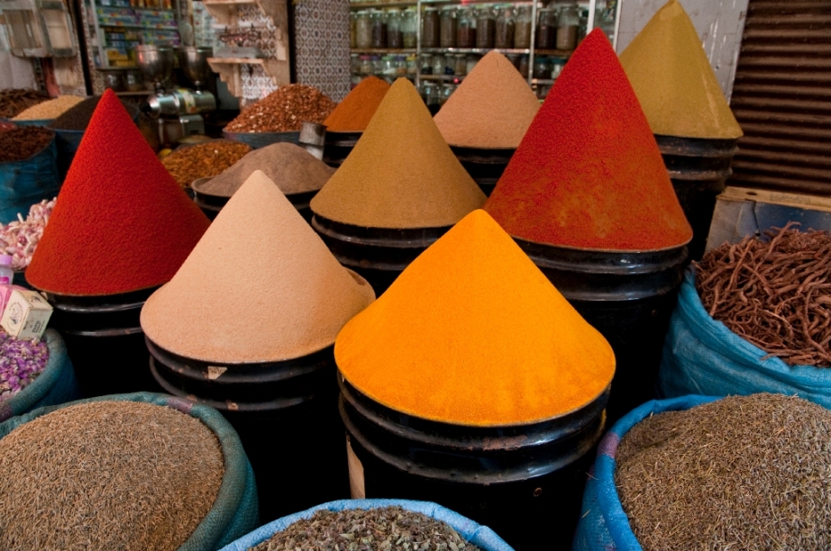 Spice souk - www.visitmorocco.com/Moroccan National Tourist Office. Copyright is retained by the Moroccan National Tourist Office, all rights reserved.