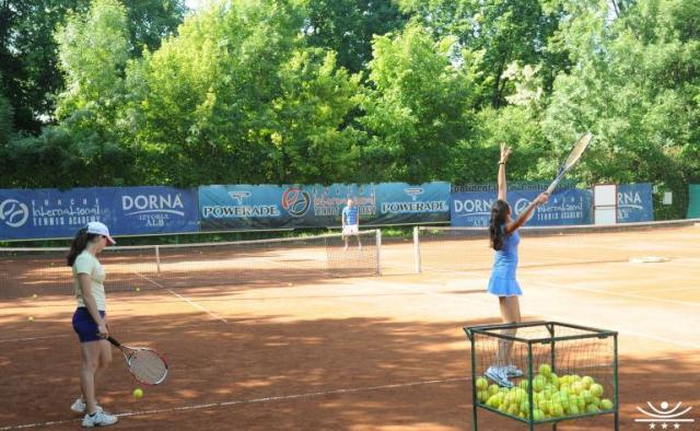 Bucharest, Herastrau Hotel - tennis