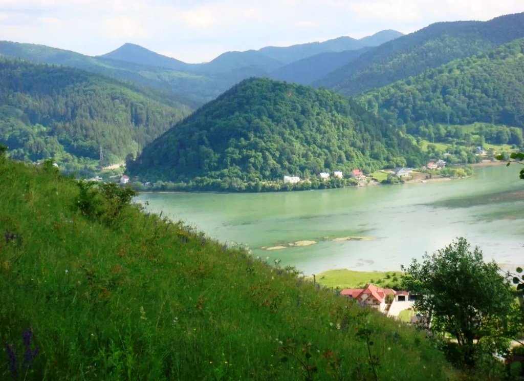 Lake and views from hill above Ambiance Guest House, Piatra Neamt